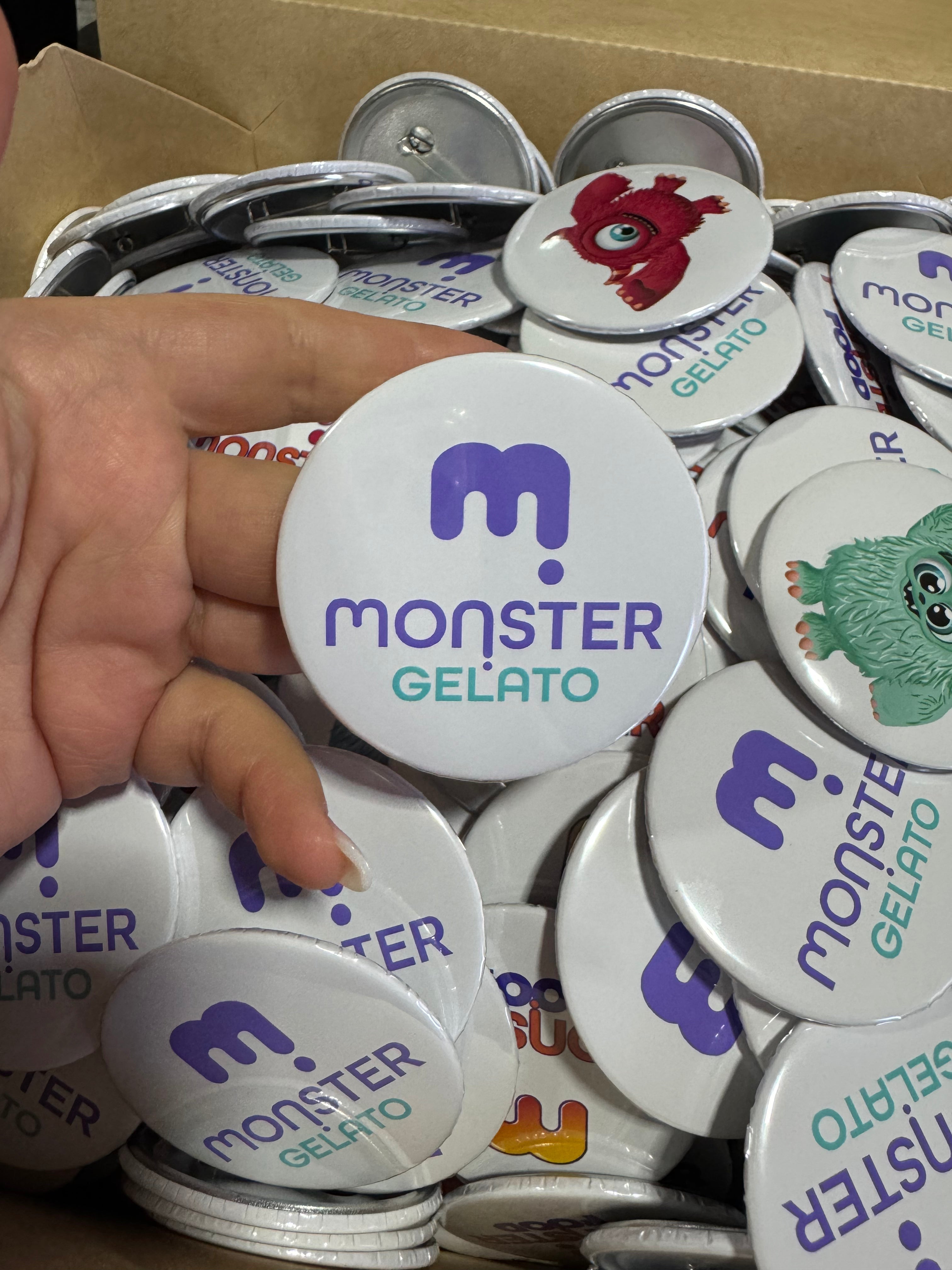 Chapitas promocionales con logo Fiestas en Papel