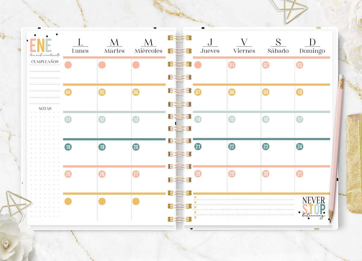 Calendario mensual extendido en 2 páginas con cumpleaños y notas